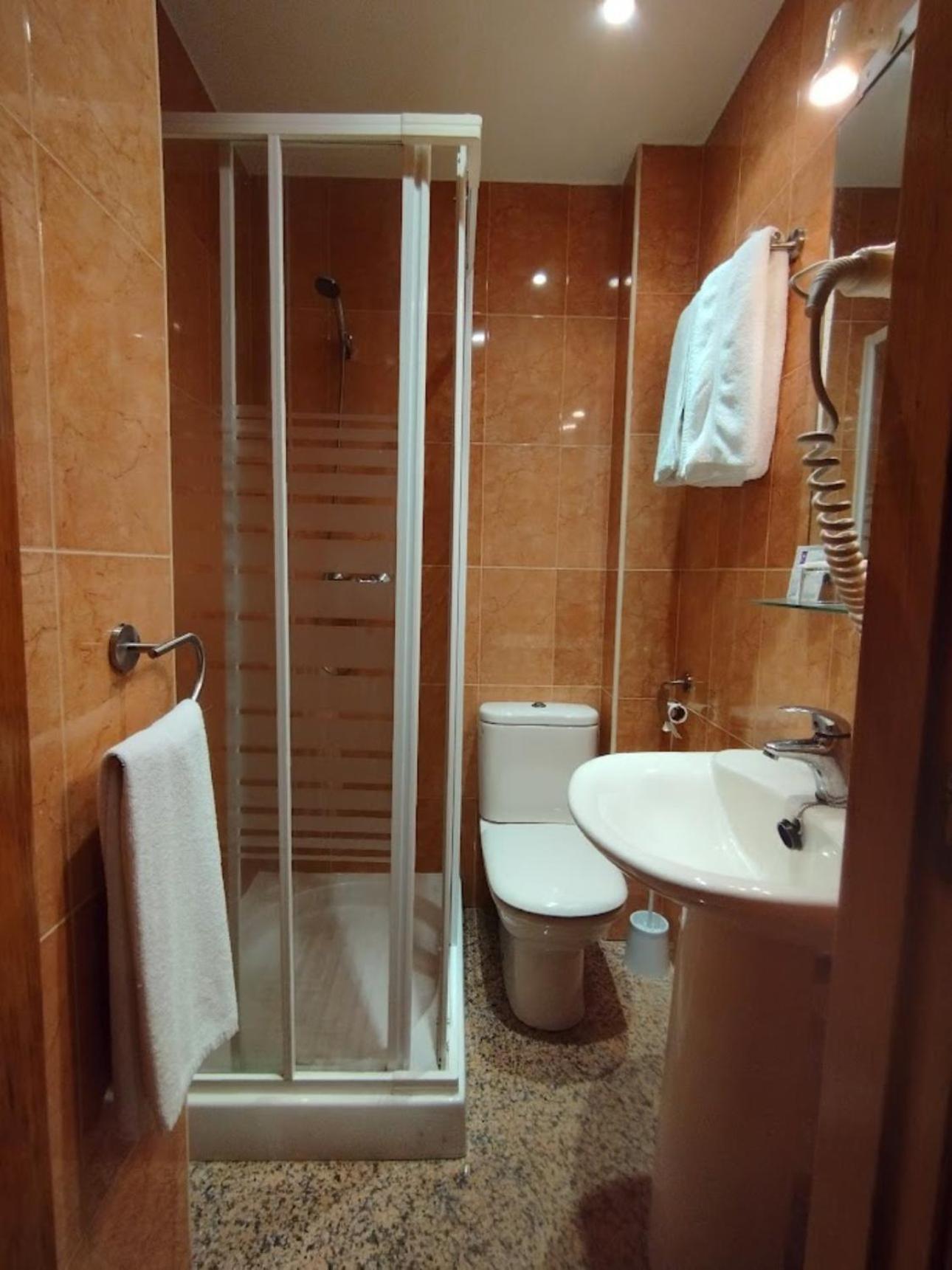 Hospederia Puerta De La Catedral Hotell Ciudad-Rodrigo Rum bild